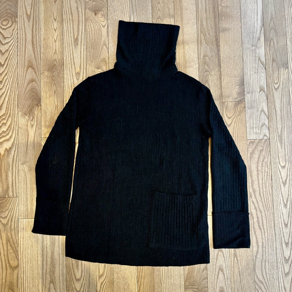 Zara Black Turtleneck Sweater